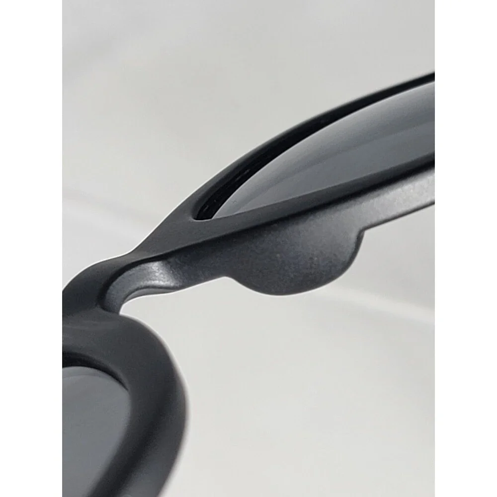 Revo Hugo Matte Black Men's Polarized Sunglasses RE 3002 11 - 50-23-148
